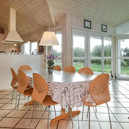 Awesome Home In Blavand With Sauna Blåvand